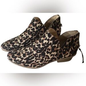 Reaction Kenneth Cole Animal Print Ankle Boots Bold Classic Chic Zip Size 7.5